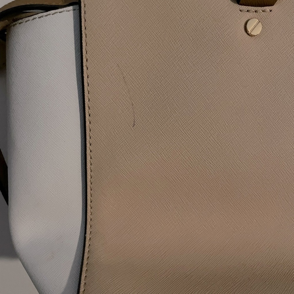 Michael Kors neutral, beige, tan crossbody satchel bag, shoulder bag - Picture 5 of 7
